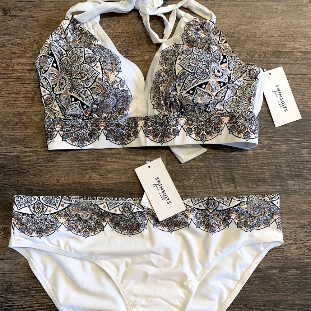 Ashley Graham Swimsuits for All bikini